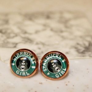 Starbucks girl Stud earrings